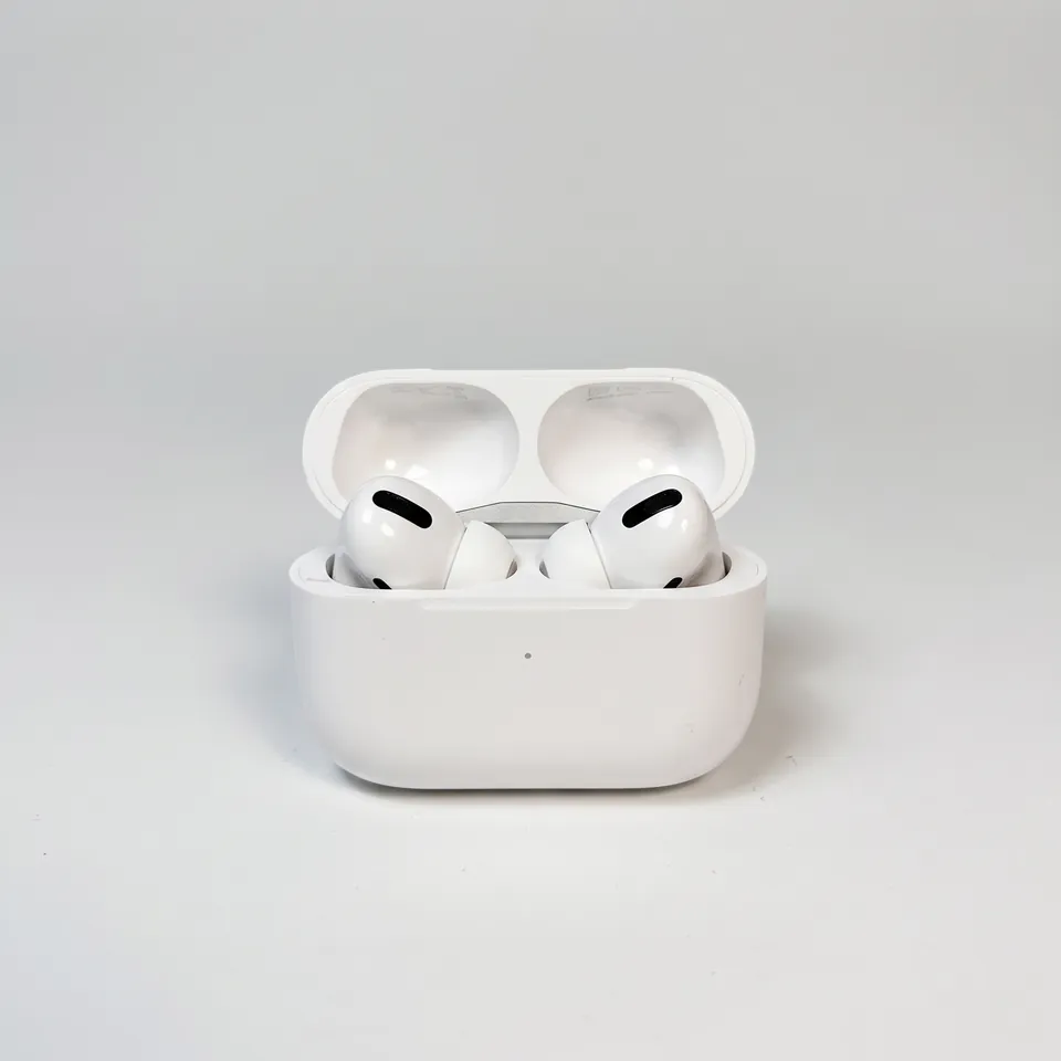 Auriculares inalámbricos ByteLuxe Pro